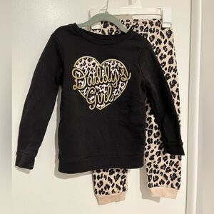 4T Toddler Girls “Daddy’s Girl” Heart Sweatshirt & Leopard Print sweatpants